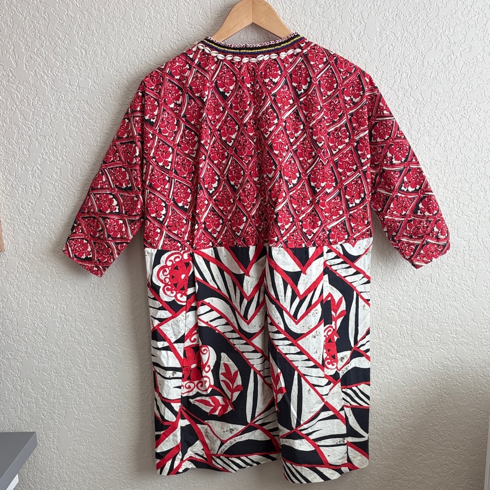 Vibrant Floral and Abstract Women's Tunic - Picture 6 of 6